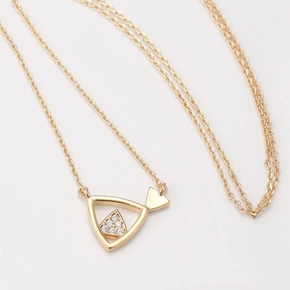18k Gold Plated Triangle Pendant Necklace - Picture 3 of 7